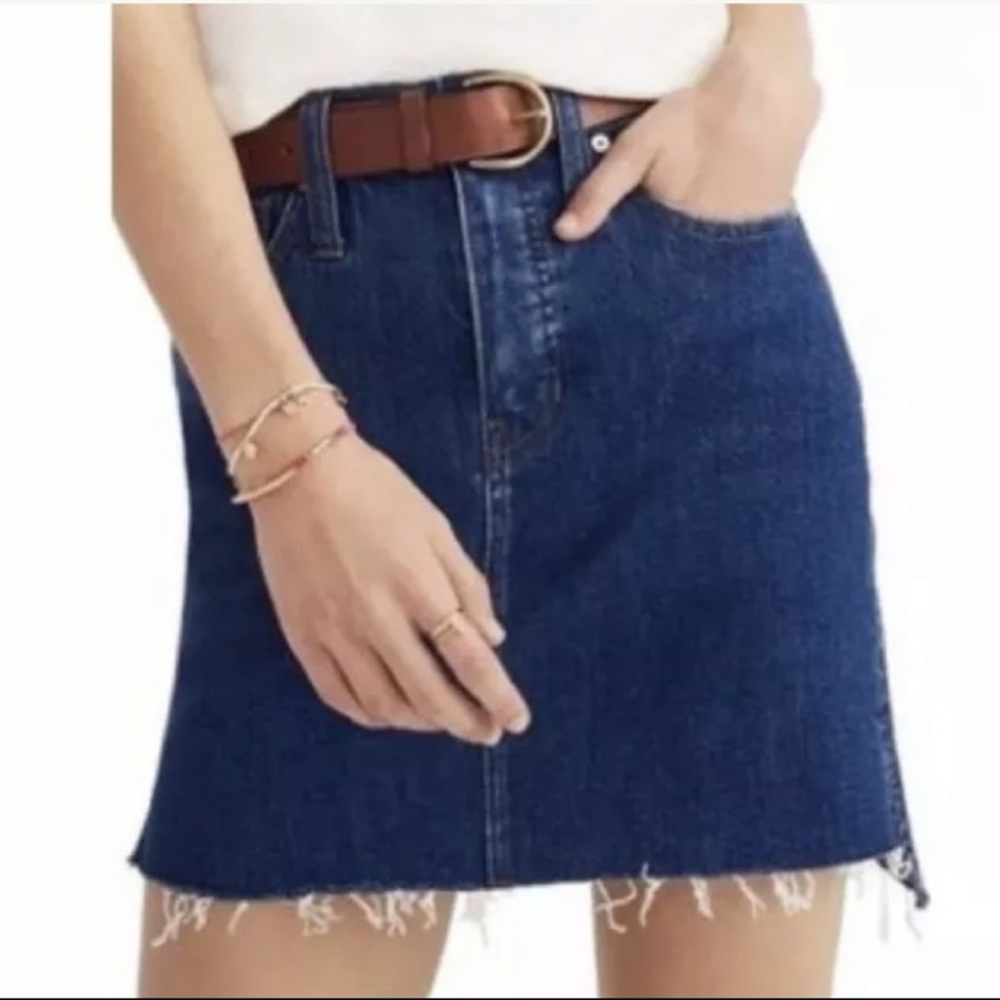 🌹DTLA Brand Step Hem Raw Edge Mini Skirt Size 26